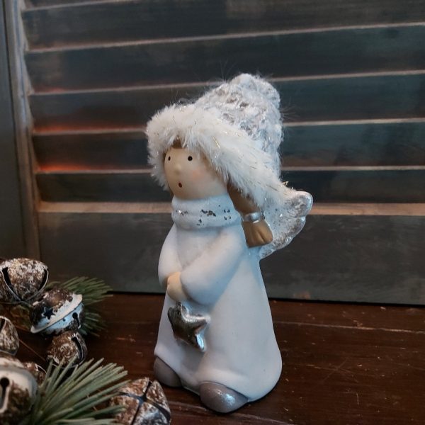 Engel met ster van polystone in winterse pastelkleuren, van het merk Countryfield.