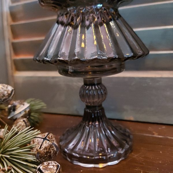 Theelichthouder van glas in het model van een kerstboom, van het merk Countryfield.