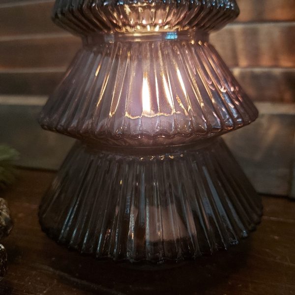 Theelichthouder van glas in het model van een kerstboom, van het merk Countryfield.