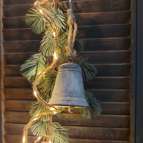 Bel van zink, kerstklok van het merk Countryfield.