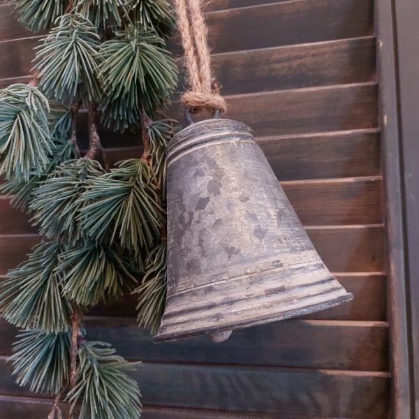 Bel van zink, kerstklok van het merk Countryfield.