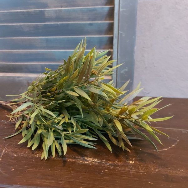 Bamboe kunstplant met lang spits blad, van het merk Brynxz.