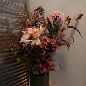 Compleet boeket zijden bloemen in warme herfst kleuren. Exclusief verkrijgbaar bij Creatieve Decoraties voor Jou.