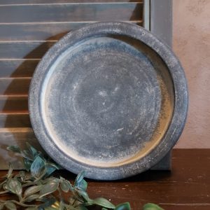 Schaal van aardewerk in grijze kleurtinten, van het merk Brynxz uit de serie Ancient Clay.