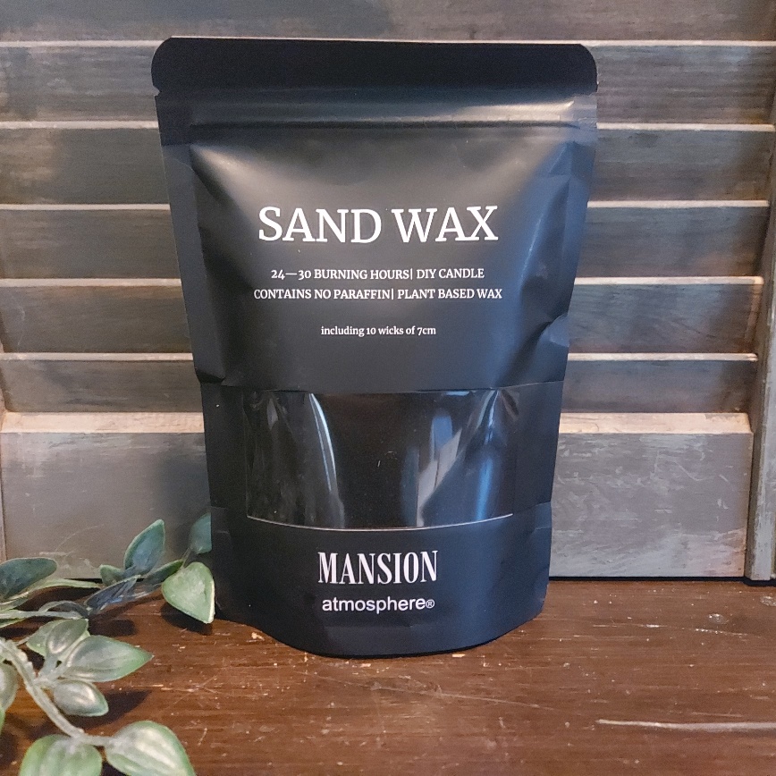 Korrels om zelf kaarsen te maken in een zwarte kleur, van het merk Mansion Atmosphere.