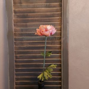 Ranonkel zijdebloem in een oud roze kleur van het merk Brynxz.