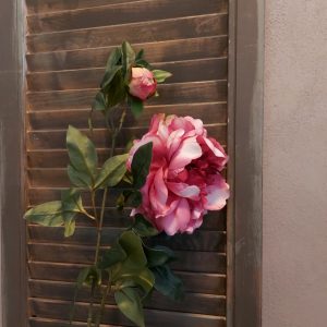 Pioenroos zijdenbloem met drie bloemen in een zacht roze kleur van het merk Countryfield.