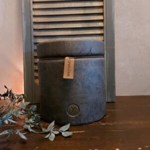 Bloempot van aardewerk in een warm bruine kleur, van het merk Brynxz uit de serie Majestic Brown.