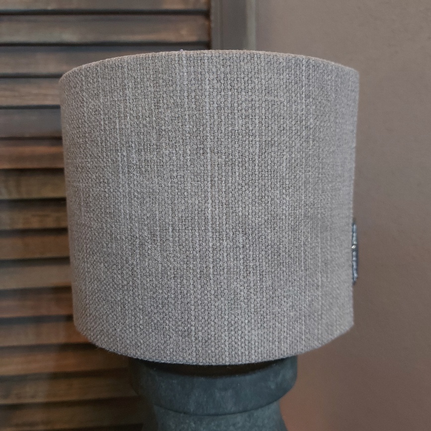 Linnen lampenkap met een formaat van 15 bij 12 cm van het merk Brynxz.