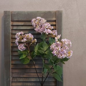 Lila sering kunstbloem met drie bloemtrossen, van het merk Countryfield.