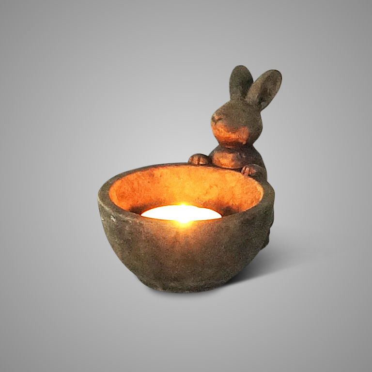 Sfeerlicht met haas van aardewerk in een warm bruine kleur, van het merk Brynxz uit de serie Majestic Brown.