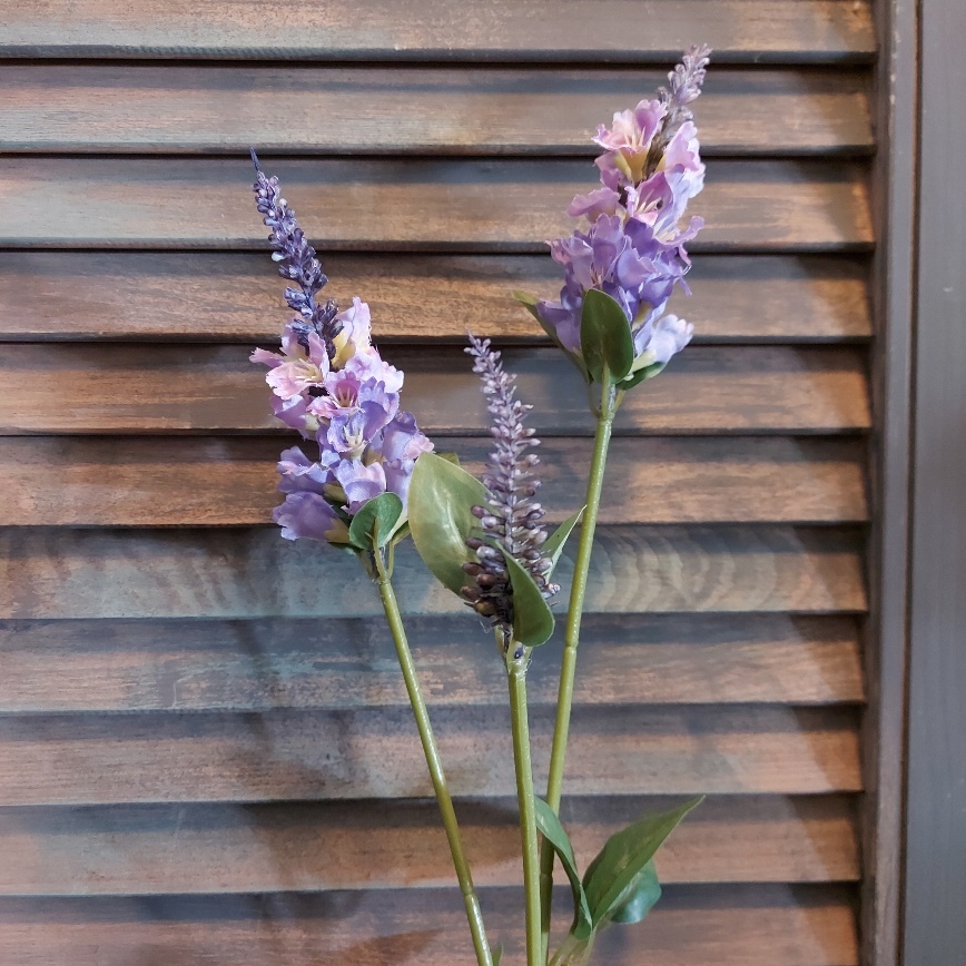 Ereprijs kunstbloem met bloemen in een paarse kleur, van het merk Sylxz.